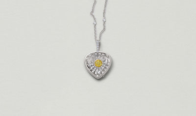 Collier Pear Cut White