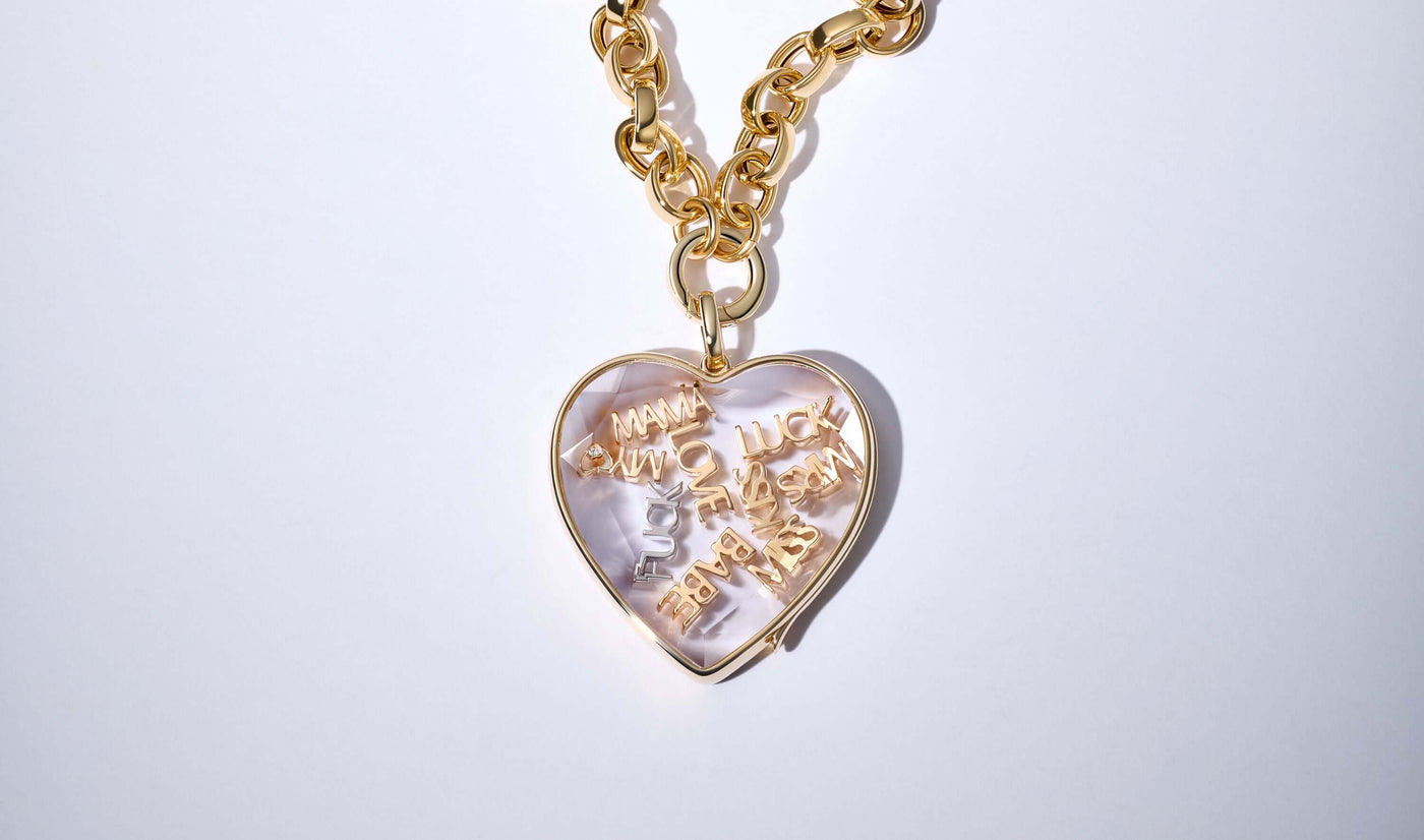Kiss Script Charm